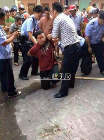 君子报仇“三年”不晚:初三学生连捅小学班主任10刀